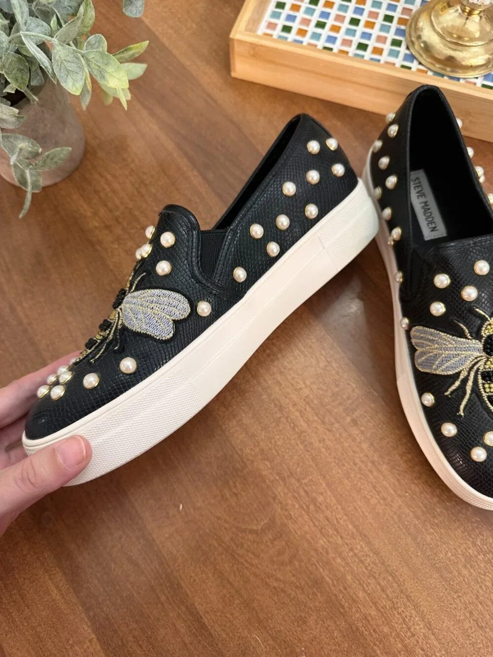 Steve Madden Bee Pearl Embellished Slip-On Sneakers Black